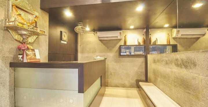 Hotel Mourya Residency Thane Esterno foto